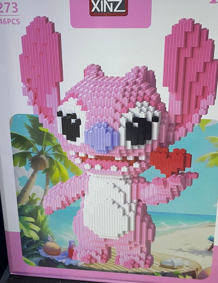 Figura armable de Angel la pareja de Stitch en micro bloques rosados