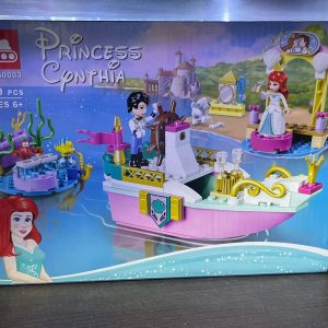 Caja del set armable La Sirenita Barco Real de Ariel 60003 de 119 piezas