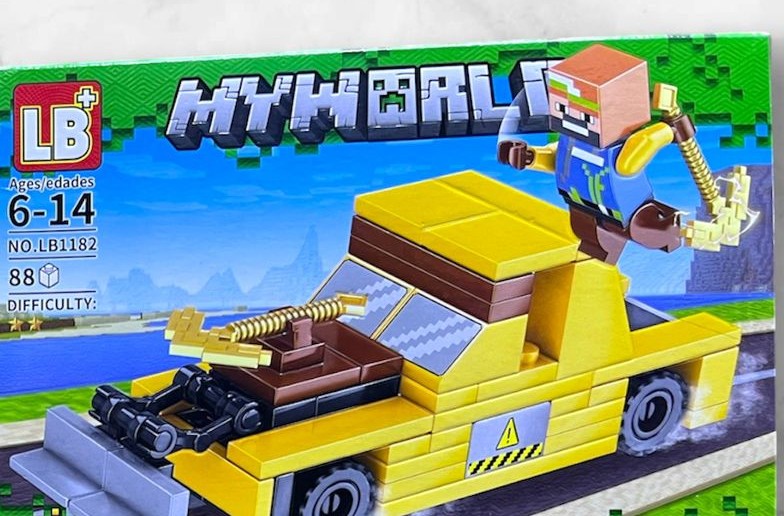 Camioneta amarilla armable de Minecraft con Steve y gancho dorado, set MY WORLD LB1182-C de 88 piezas