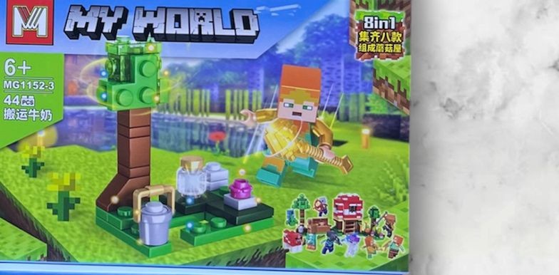 Escena armable de Minecraft de granja con Alex, árbol y cubos de leche, set MY WORLD MG1152-3 de 44 piezas