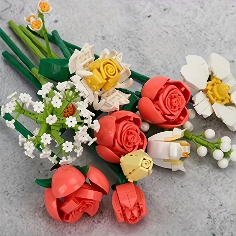 Detalle de las flores armables del ramo San Valentin HW21002: rosas, margaritas y flores silvestres