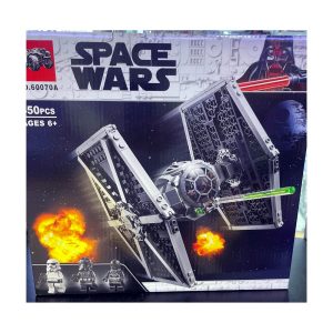 Space Wars Caza TIE Imperial 60070A caja frontal 450 piezas