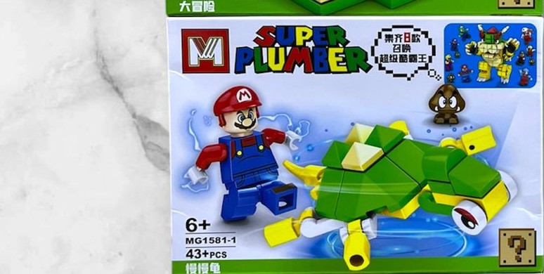 Figura armable de Mario sobre una tortuga verde con goomba y monedas, set Super Mario MG1581-1 de 43 piezas compatible con LEGO